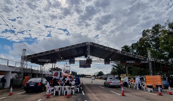 Niños ya pueden vacunarse contra COVID en el ex-Aratirí