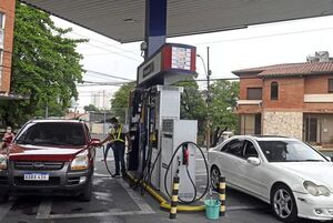 Este jueves habrá una reunión clave para definir el precio de los combustibles - Nacionales - ABC Color