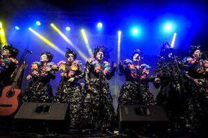 Murgas uruguayas retornan con emoción y polémica a un carnaval que busca “revancha” - Cultura - ABC Color
