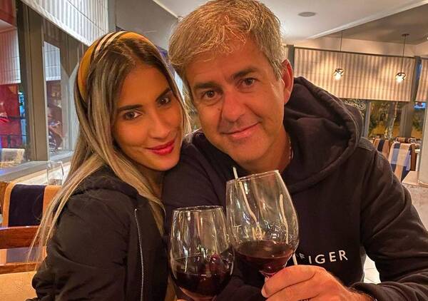 Crónica / ¡Confirmó que está soltero con su cena a base de pan con fiambre!