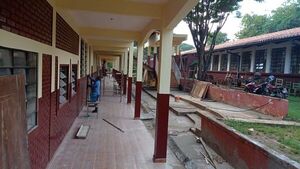 Unos 380 alumnos sin clases presenciales por retraso en obras