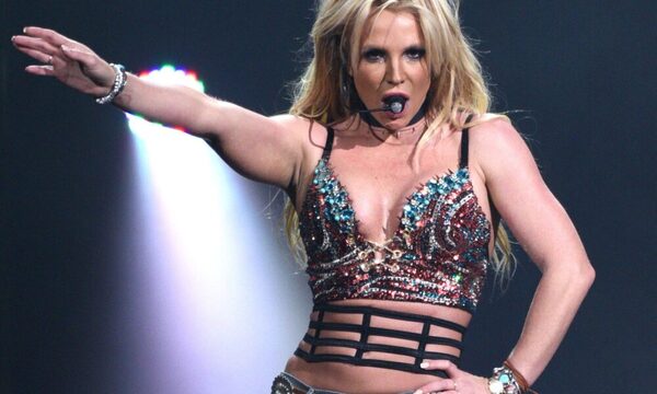 Britney Spears se prepara para escribir un libro revelador en un acuerdo explosivo de $15 millones