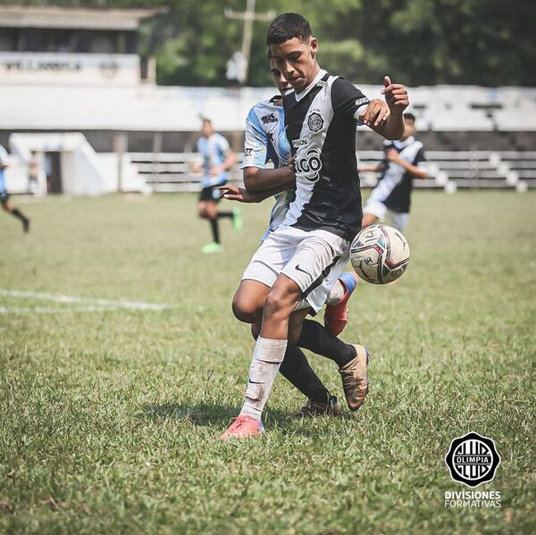 Sub 15, con tres líderes - Fútbol - ABC Color