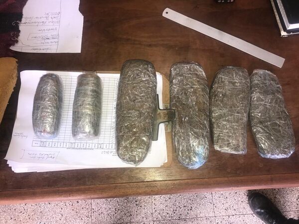 QUISÓ INGRESAR A LA PRIVADA DEL CERESO CON MARIHUANA - Itapúa Noticias