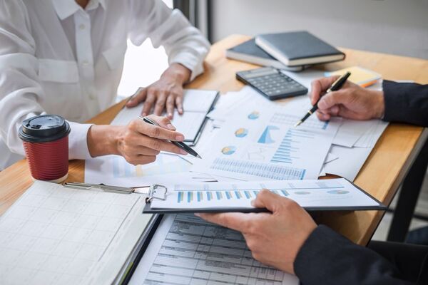 Invitan a interesados a postularse para pasantías remuneradas en el Banco Central y la CNV - MarketData