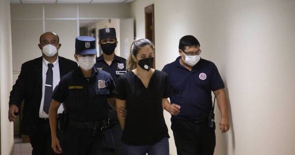 La Nación / Ratifican prisión de odontóloga imputada por muerte de niña de 9 años