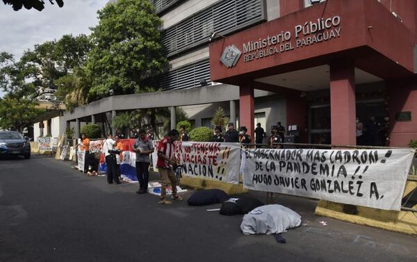 Gremios dicen que objetivo de juicio es evitar se investigue a políticos deshonestos - Nacionales - ABC Color