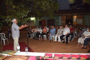 Escritor presenta obras en su natal San Juan Nepomuceno - Cultura - ABC Color