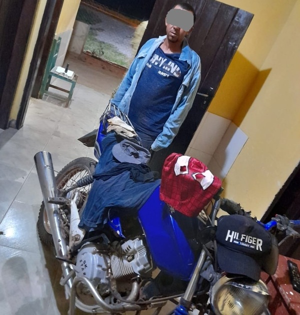 Ingresa a una vivienda, hurta dinero y luego fue aprehendido