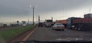 Transportistas anuncian protesta contra caos en el tránsito en Ciudad del Este - ABC en el Este - ABC Color
