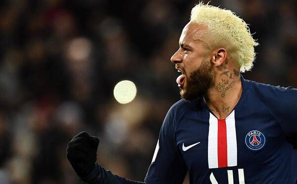 Crónica / Neymar jugará a la pelota “mientras esté bien de la cabeza”
