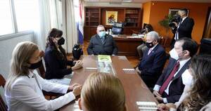 La Nación / Coordinan acciones para mejorar el servicio de Justicia