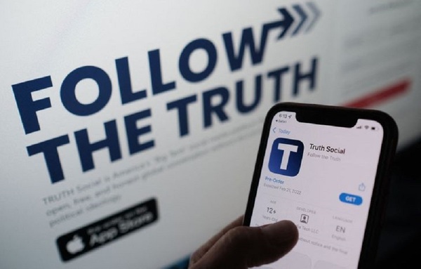 “Truth Social”: Trump realizó oficialmente el lanzamiento de su red social