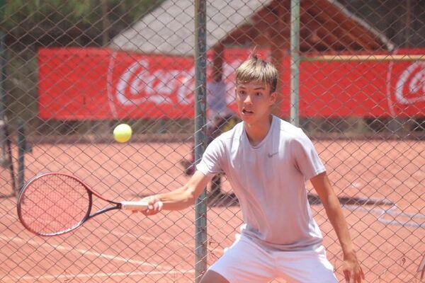 Buen inicio de los más pequeños en el Banana Bowl - Polideportivo - ABC Color