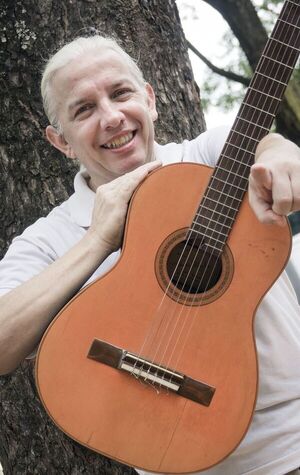 Dani Moreno Vinader apunta a contar la historia paraguaya con canciones - Música - ABC Color