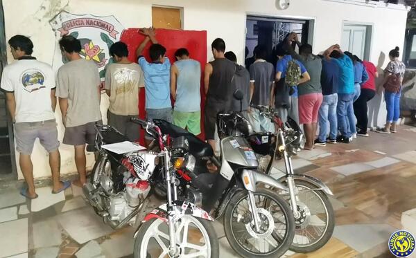 Aprehenden a unas 20 personas en operativo policial en Luque •