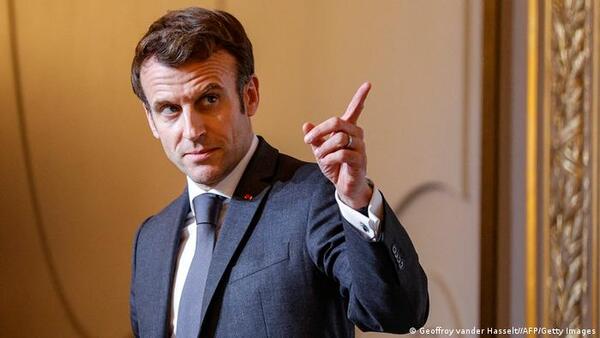 Emmanuel Macron acusó a Vladimir Putin de “deriva ideológica” tras ordenar el envío de tanques al este de Ucrania - .::Agencia IP::.