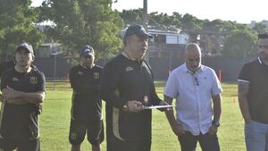 Tacuary despide a Lanata y nombra nuevo entrenador