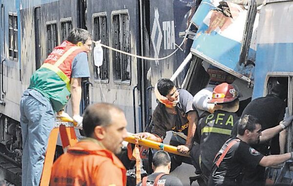 Diez años de la “tragedia de Once” en la que murieron también paraguayos - Mundo - ABC Color