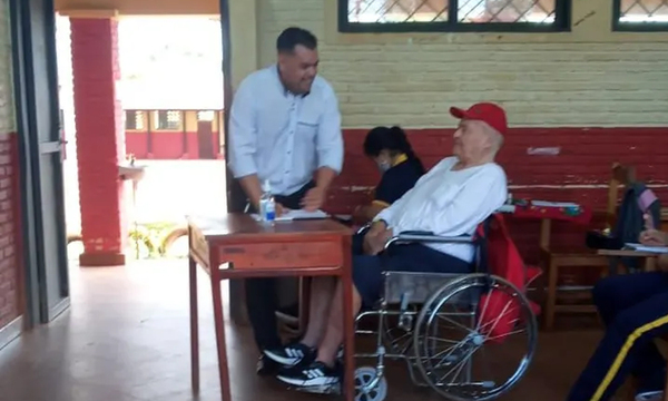 Abuelo de 87 años volvió a las aulas para seguir estudiando - OviedoPress