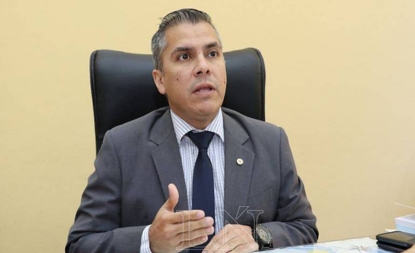 Diario HOY | Vínculo de Giuzzio con narco: "Es un hecho grave", afirma apoderado de la ANR