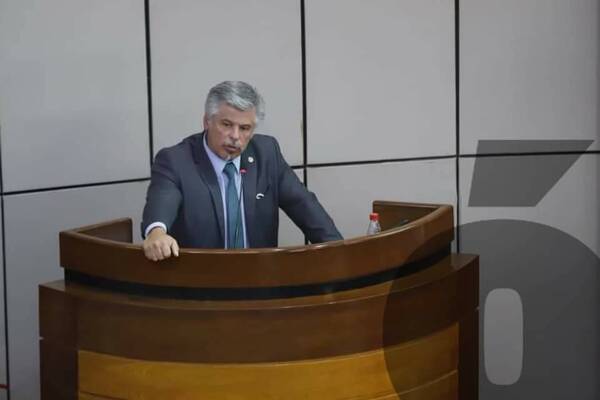 Crónica / "Marito" rajó a Giuzzio tras el narcoescándalo