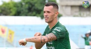 El golazo de Leonardo Villagra en su estreno en el fútbol ecuatoriano