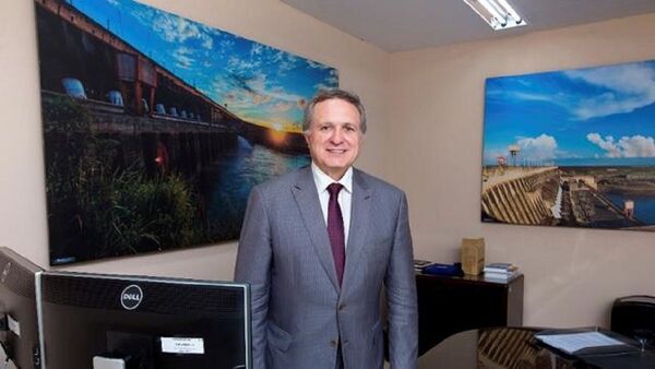 Nuevo director brasileño de Itaipú asume con "voluntad de diálogo"