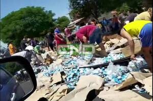 Crónica / [VIDEO] Loperro enloquecieron con caídas de "rubias"