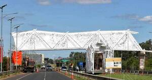 La Nación / MOPC aprueba informe de revisión técnica de la Pasarela de Ñandutí