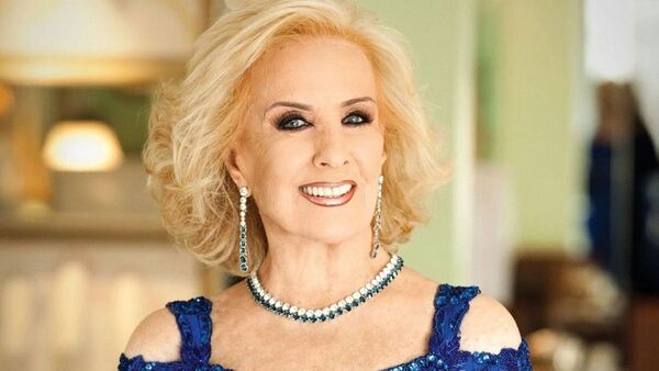 Mirtha Legrand festejará sus 95 años: ambientación en rosa y sándwiches de salame y queso