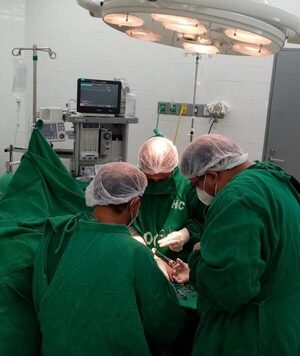 Realizan exitosa jornada de cirugías de mano en el Hospital de Clínicas » San Lorenzo PY