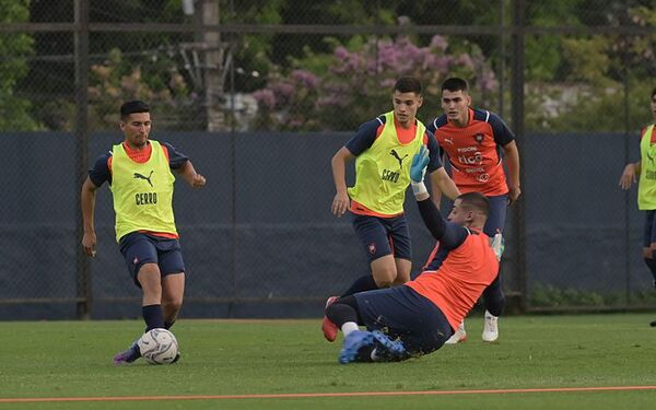 Una tarde exigente en la Ollita - Fútbol - ABC Color