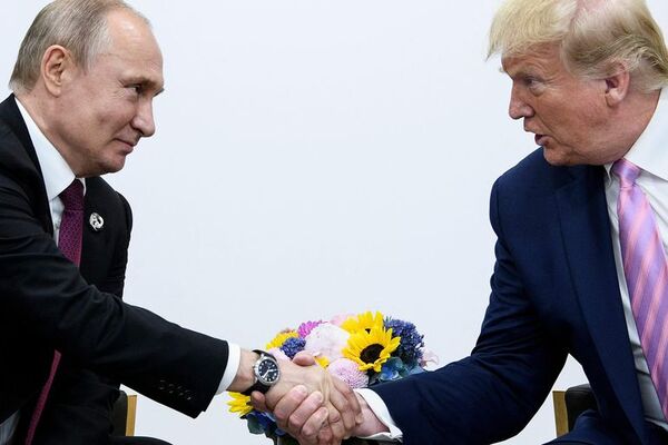 Trump alaba a Putin y califica de “genial” su movimiento en Ucrania - Mundo - ABC Color