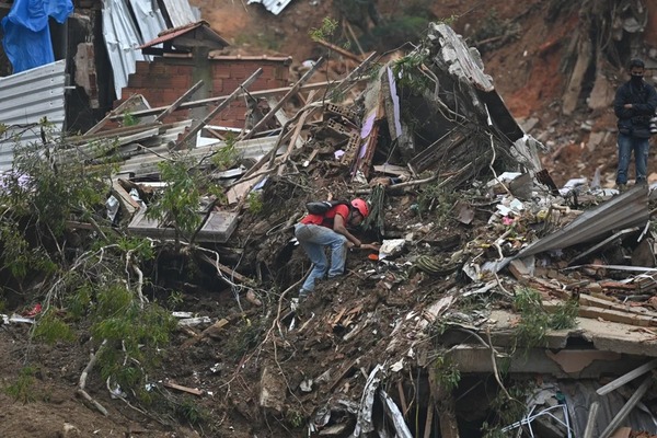 Inundaciones en Petrópolis, Brasil, ya suman casi 200 fallecimientos - Megacadena — Últimas Noticias de Paraguay
