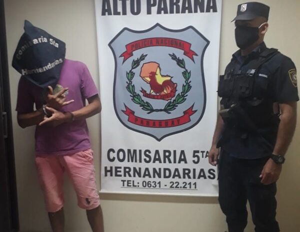 Adicto violenta constantemente a su madre y destruye enseres de la casa