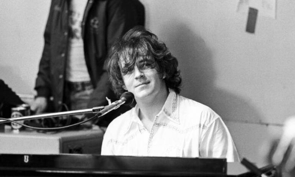 Diario HOY | Fallece el vocalista de la banda de rock británica Procol Harum