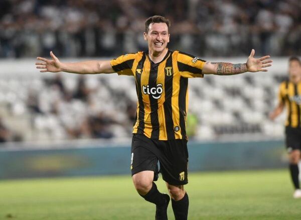 Guaraní busca lavarse la cara en su debut copero