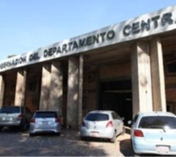 Fiscalía imputa a la ex contadora de la Gobernación de Central - Paraguay.com