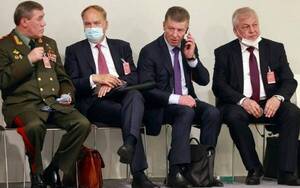 Rusia comenzó a evacuar al personal diplomático de Ucrania - .::Agencia IP::.