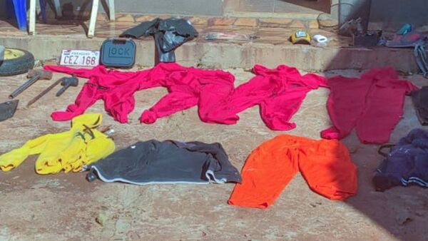 Hallan mamelucos de "El Juego del Calamar" en aguantadero de robacoches
