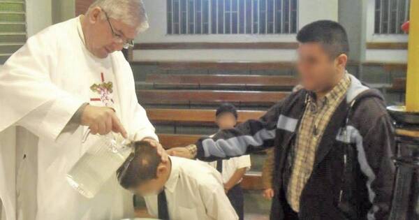 La Nación / Caso Del Castillo: congregación fue condenada por ocultar supuesto caso de abuso sexual