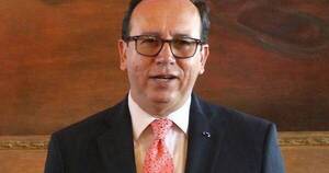 La Nación / Itaipú no define tarifa: postergan reunión por un mes