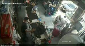 Crónica / [VIDEO] Oikepaite por una ferretería y ahora no quiere hacerse cargo