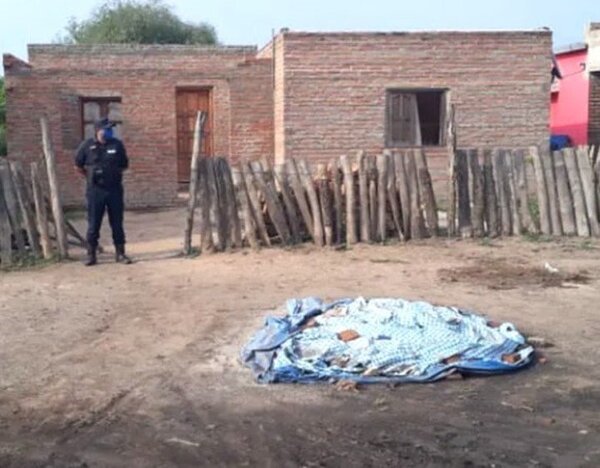Argentina: Mató a su pareja y a sus dos hijos de 2 y 7 años a escopetazos: huyó y se quitó la vida en la ruta