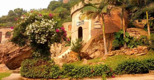Crónica / Construyeron su propio castillo entre los cerros de Tobatí persiguiendo un sueño