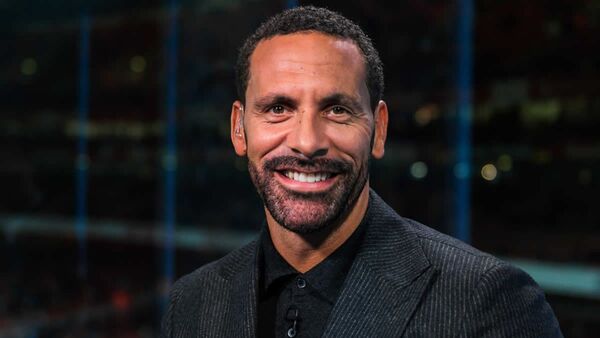 Rio Ferdinand, crítico con el Manchester United