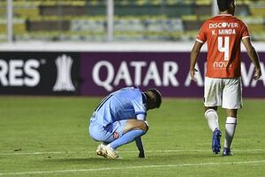 Católica de Ecuador hace negocio en La Paz al empatar 1-1 con Bolívar - Fútbol - ABC Color