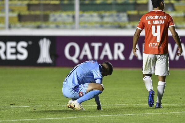 Católica de Ecuador hace negocio en La Paz al empatar 1-1 con Bolívar - Fútbol - ABC Color