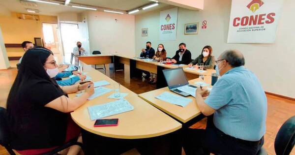 La Nación / Cones habilita de nuevo clases presenciales en universidades
